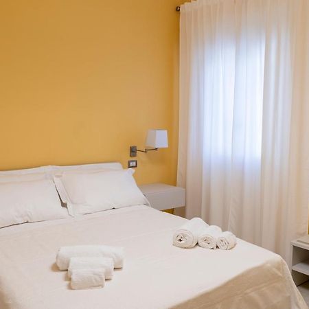 A Casa Dei Miei Hotell San Pietro Vernotico Exteriör bild