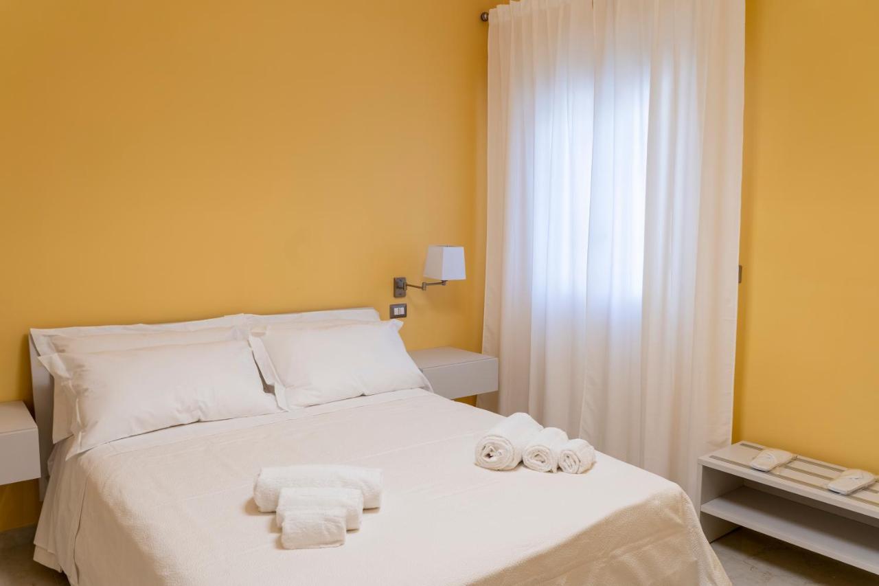 A Casa Dei Miei Hotell San Pietro Vernotico Exteriör bild