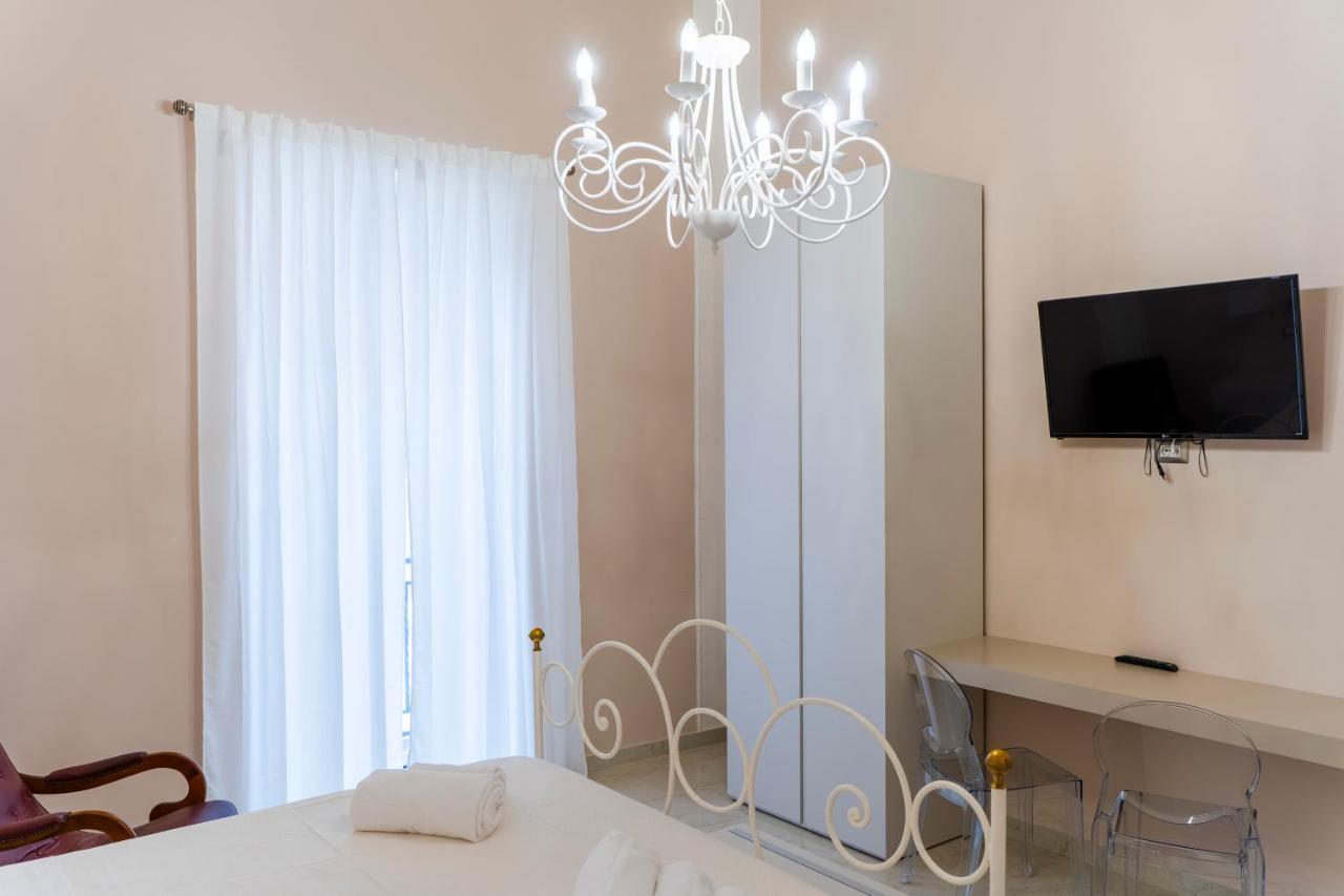 A Casa Dei Miei Hotell San Pietro Vernotico Exteriör bild