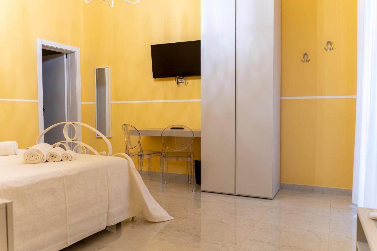 A Casa Dei Miei Hotell San Pietro Vernotico Exteriör bild