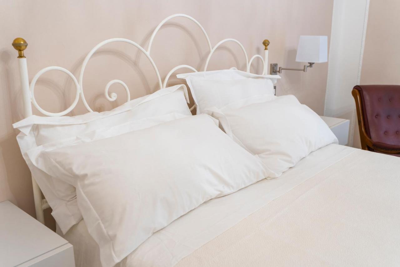 A Casa Dei Miei Hotell San Pietro Vernotico Exteriör bild