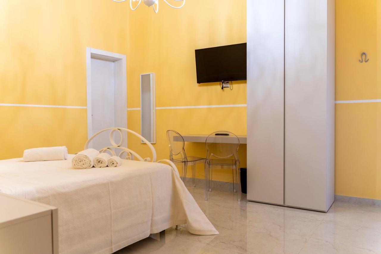 A Casa Dei Miei Hotell San Pietro Vernotico Exteriör bild