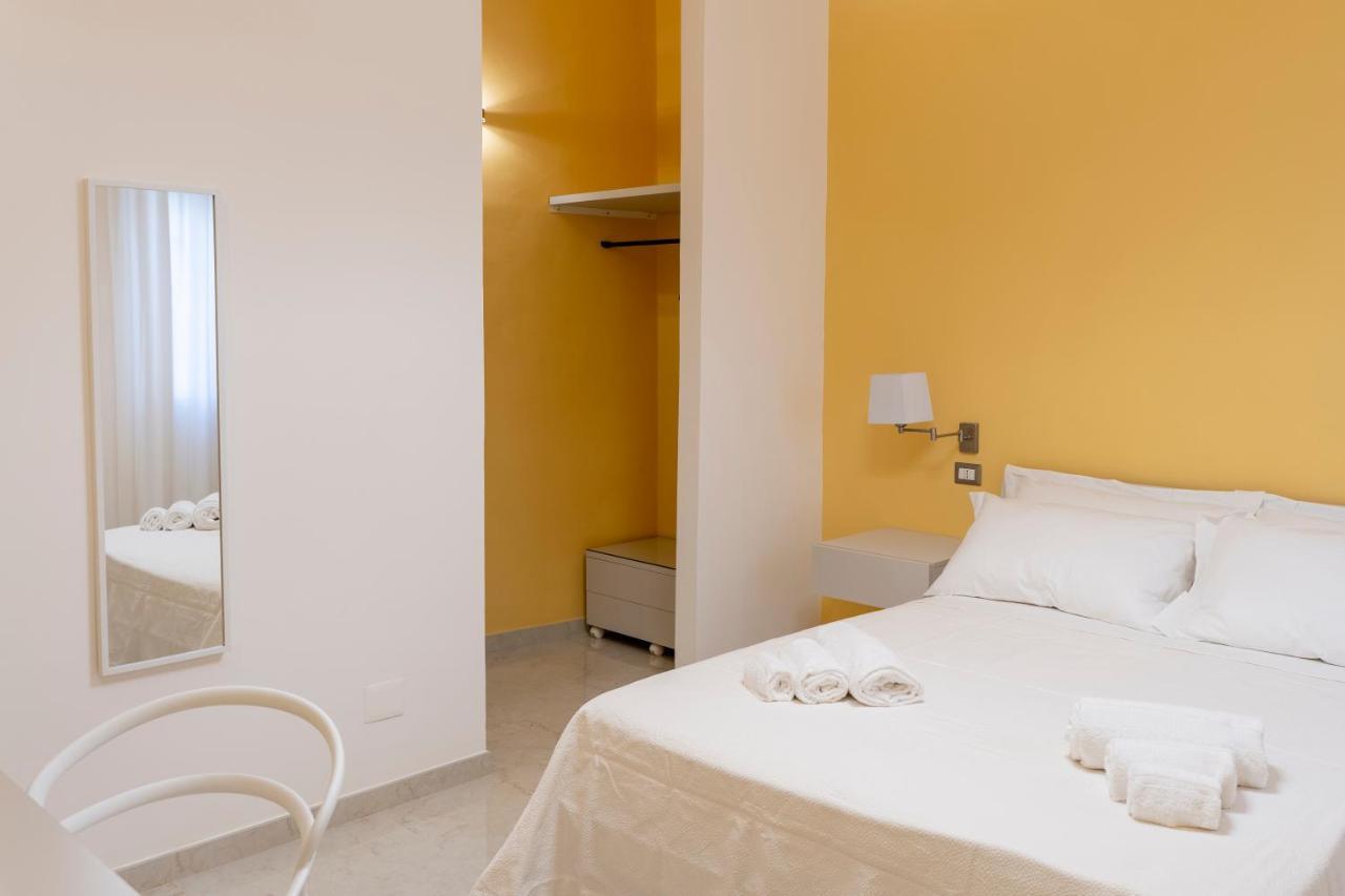 A Casa Dei Miei Hotell San Pietro Vernotico Exteriör bild