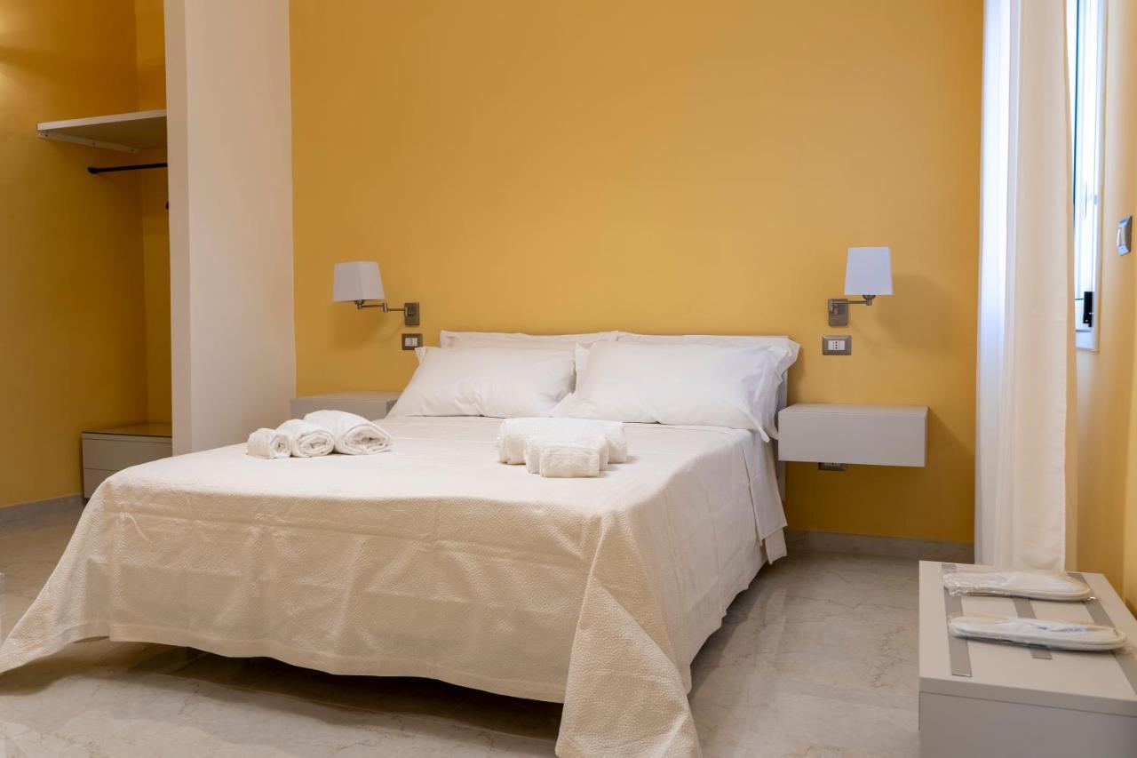 A Casa Dei Miei Hotell San Pietro Vernotico Exteriör bild